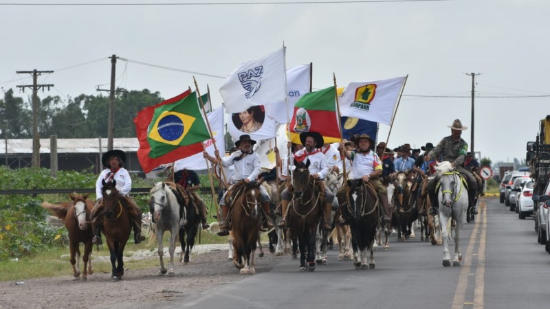 Cavalgada do Mar deve reunir cerca de 800 cavaleiros durante ...